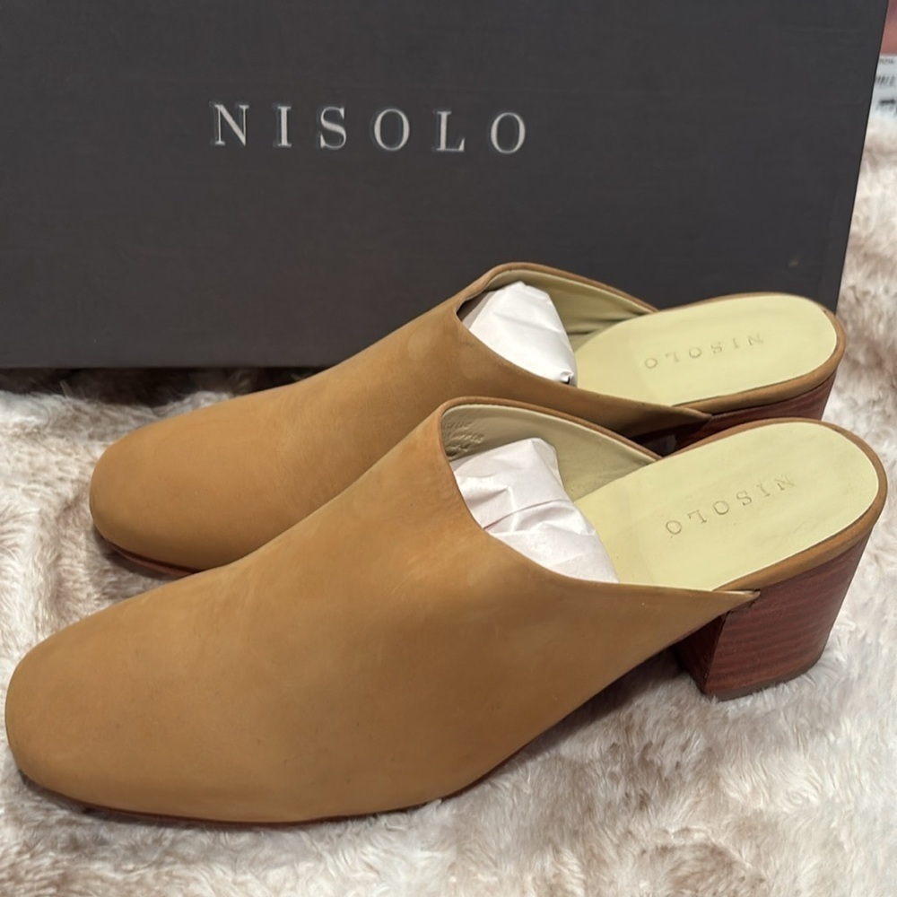 Nisolo All Day Heeled Leather brushed leather mule size 9, Sand with dust bag - Picture 2 of 16